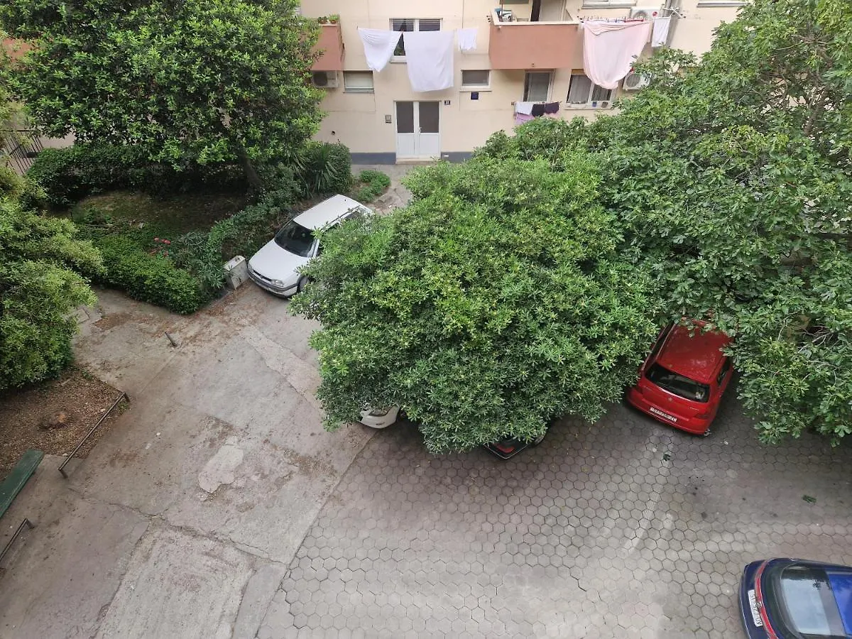 Studio Apartment Lemon & Sun Split 0*,